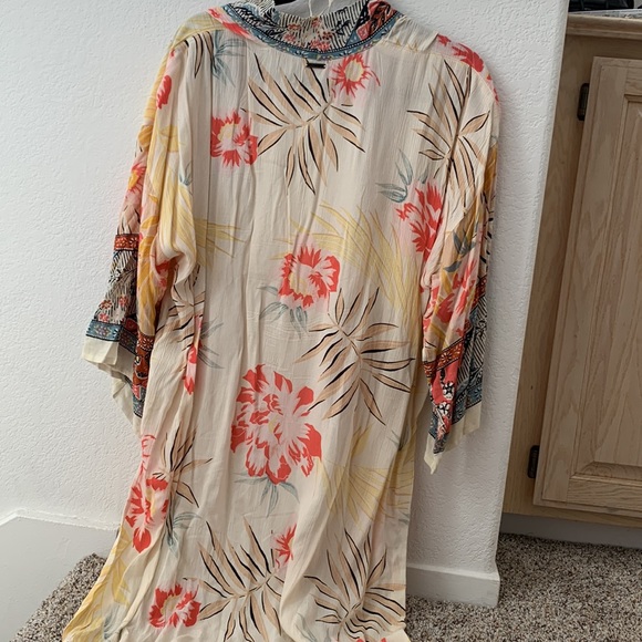 Billabong matching kimono and tulip pant set - Picture 3 of 11